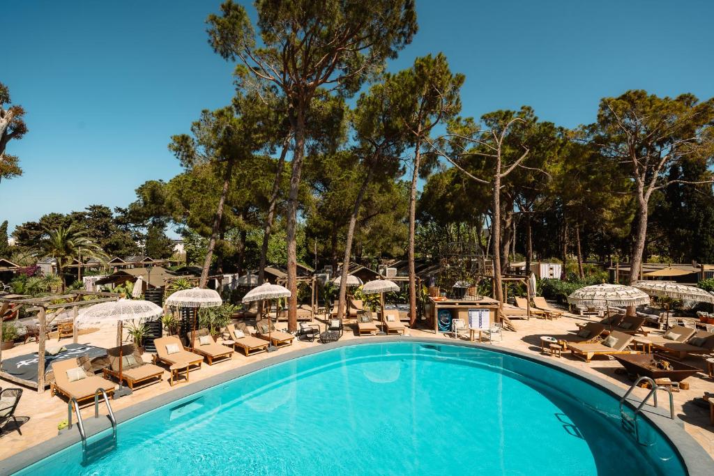 Parco Ibiza pool